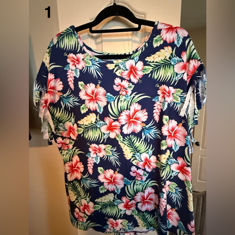 Tropical shirt with frayed sleeves. 2XL
